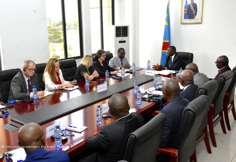 RDC : mise en place d'un cadre de collaboration entre la Banque Mondiale et le ministère de l'Industrie