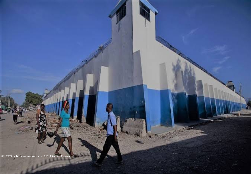 Haïti : après un assaut de gangs armés, des prisonniers s'évadent du pénitencier national