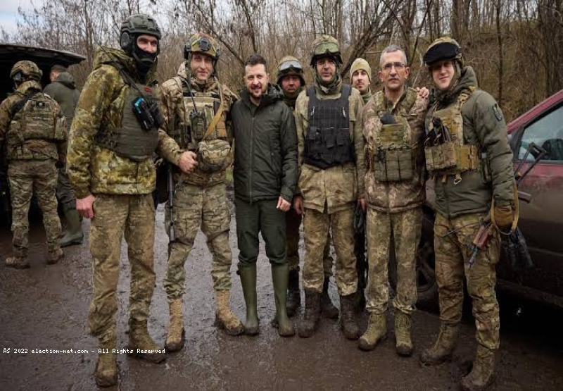 Ukraine : deux agents de renseignement arrêtés après un assassin raté sur Zelensky