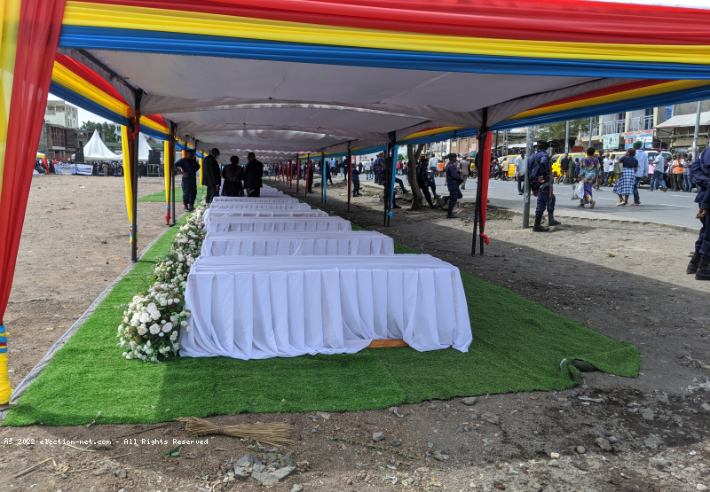 Obsèques de 35 civils à Goma : à distance, Denise Nyakeru Tshisekedi se prononce