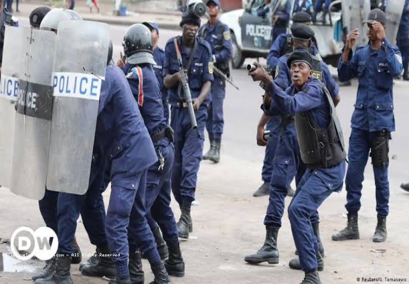 RDC : La Police se lance dans la traque des homosexuels à Kinshasa