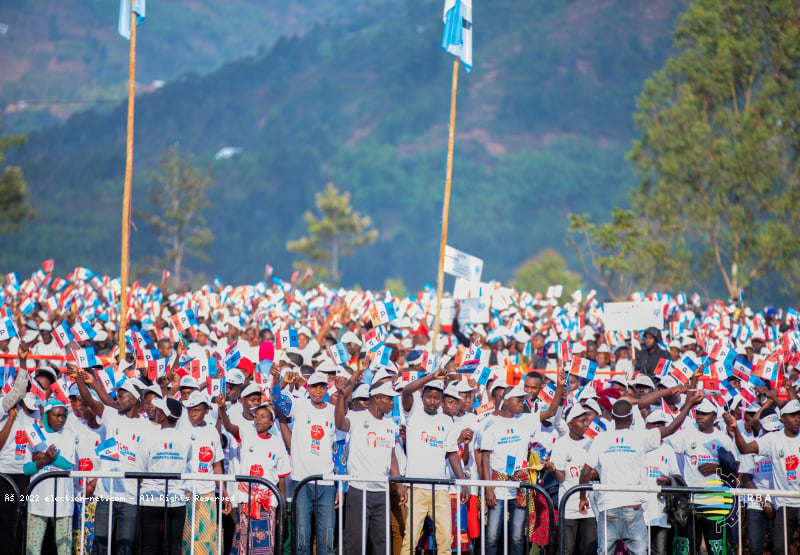 Rwanda : "génération Kagame", entre soutien inconditionnel au président et quête de changement