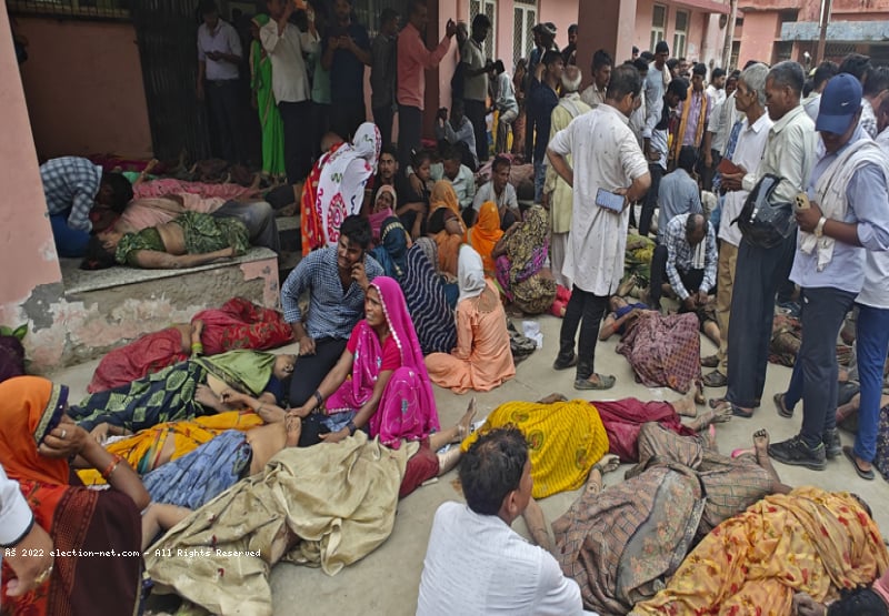 Inde: une bousculade lors d’un rassemblement religieux fait plus de 100 morts
