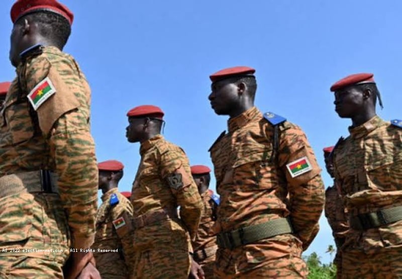 Burkina Faso : un sous-officier radié de l'armée pour avoir utilisé son téléphone