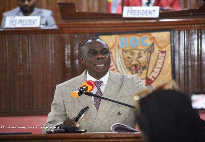 Kasaï-Oriental : accusé de détournement, le Gouverneur Jean-Paul Mbwebwa contre-attaque