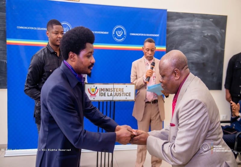 RDC : Constant Mutamba va en guerre contre des faux Pasteurs