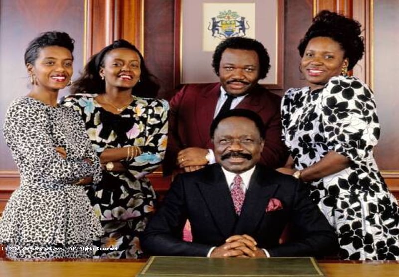 Gabon : L'exil de la famille Bongo en Angola suscite des réactions contrastées