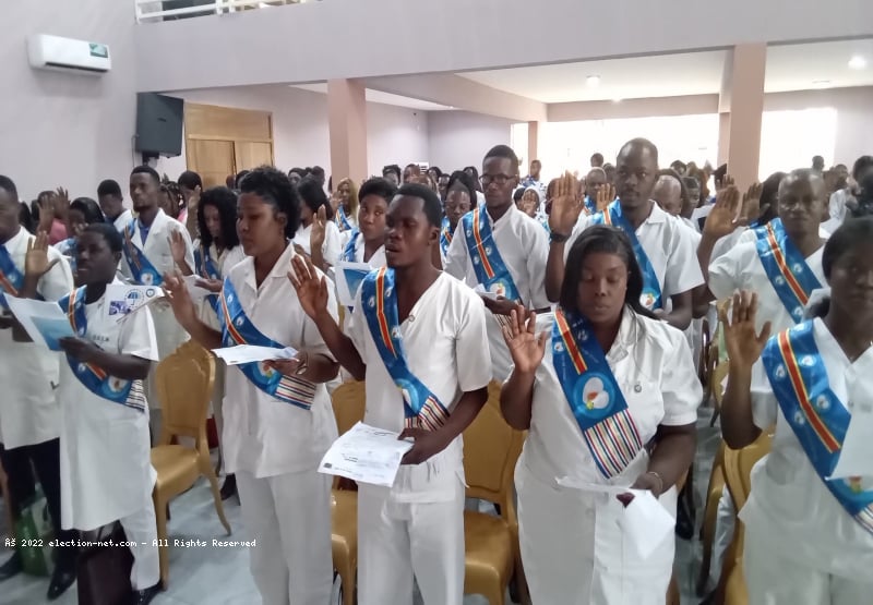 Haut-Katanga : 270 nouveaux infirmiers prêtsent serment à Lubumbashi