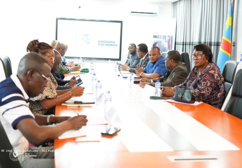 Kinshasa : le Comité provincial de sécurité renforce les mesures contre les marchés pirates et les manifestations non autorisées