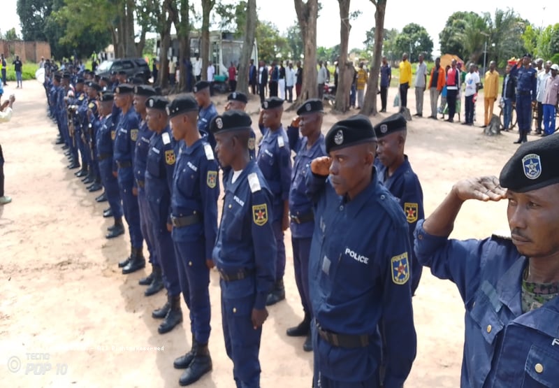 RDC : plus de 20 % des policiers devenus passifs
