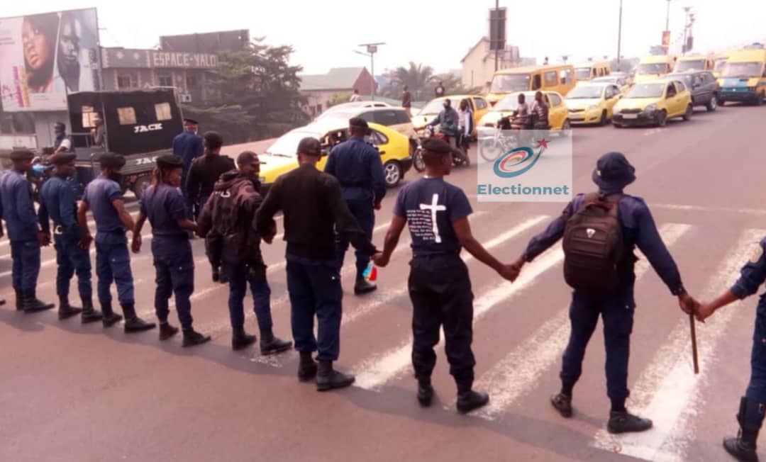 Kinshasa : la police se félicite d'avoir étouffé "sans aucun  incident" la marche du CLC