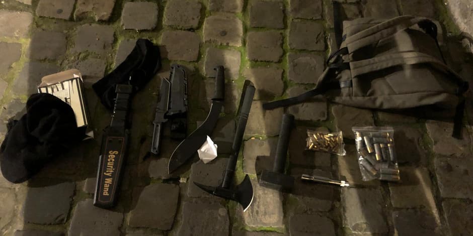 Belgique : l'homme arrêté avec hache et marteau à Bruxelles, placé sous mandat d'arrêt