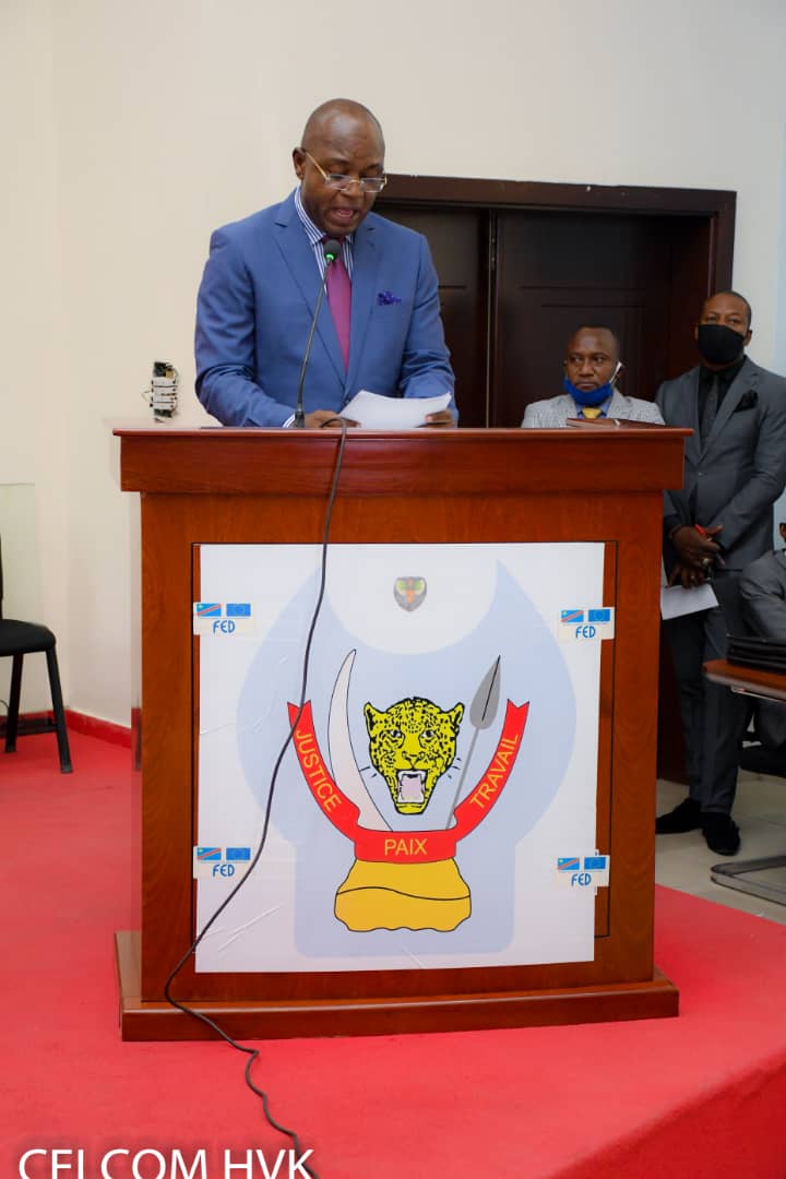 Kinshasa : Gentiny Ngobila annonce la mise en exécution prochaine d'un projet visant à relier la périphérie de la ville