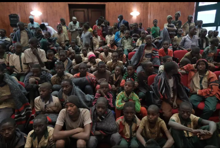 Nigeria : Encore des centaines d'élèves tombés dans le filet de Boko Haram