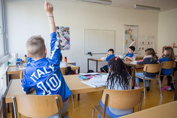 Italie/Covid-19 : Tous les établissements scolaires en "zone rouge", fermés