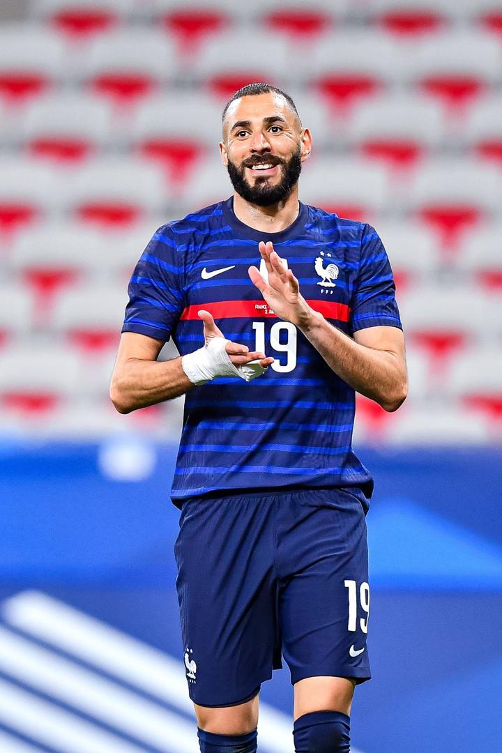 Foot/Justice : Karim Benzema appelé à comparaître dans une affaire de « sextape »