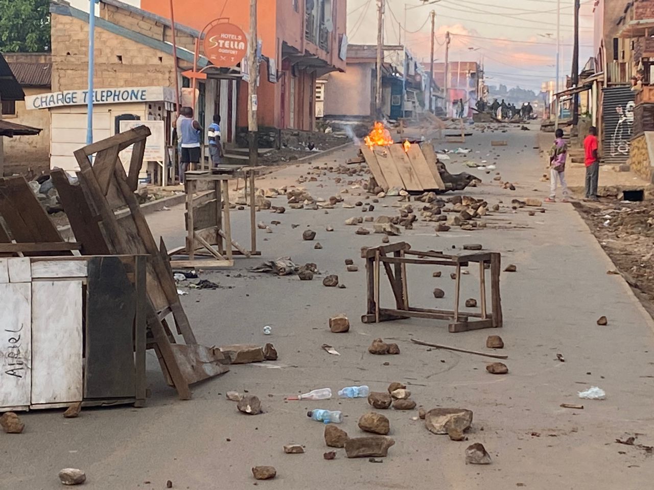 Beni : la ville sous l'emprise des manifestations