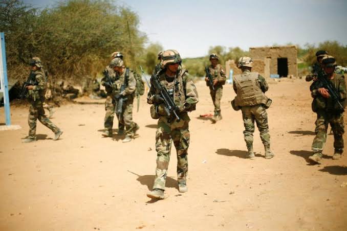Monde : des manifestations contre la présence de l'armée française annoncées au Niger et au Burkina Faso