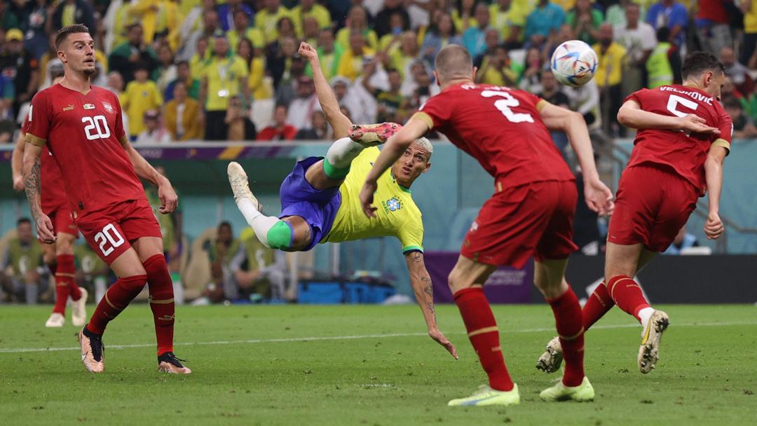 Coupe du Monde: le Brésil se lâche et fonce sur la Serbie