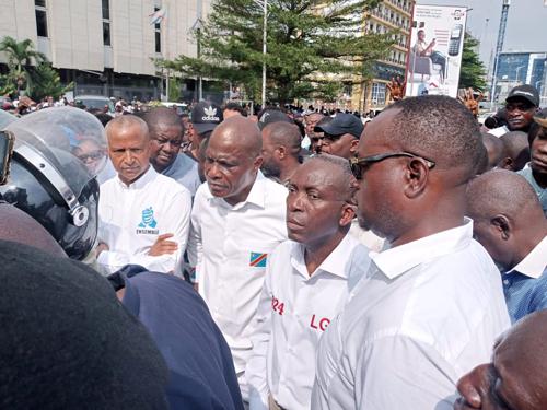 Kinshasa/Sit-in de l'opposition : Katumbi et Matata rebroussent chemin